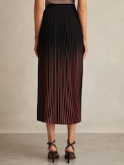 Reiss Black/Pink Marlie Ombré Pleated Midi Skirt - Image 5 of 6