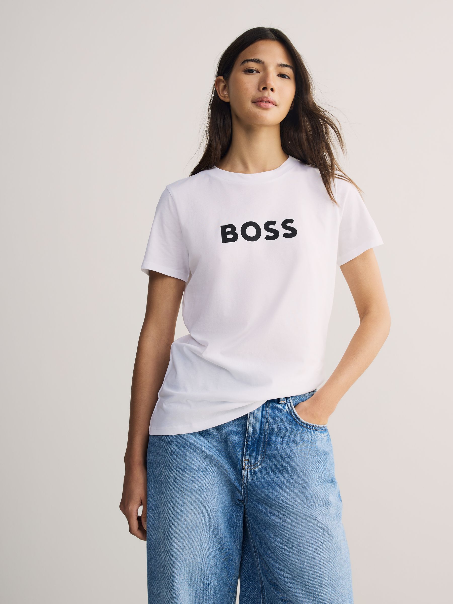 【関税込み】BOSS ホワイト リラックスフィット Tシャツ BOSS - リラックスフィット Tシャツ ストレッチコットン フォト