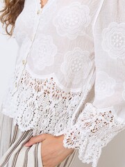 Apricot White Embroidered Daisies Lace Hem Top - Image 3 of 4