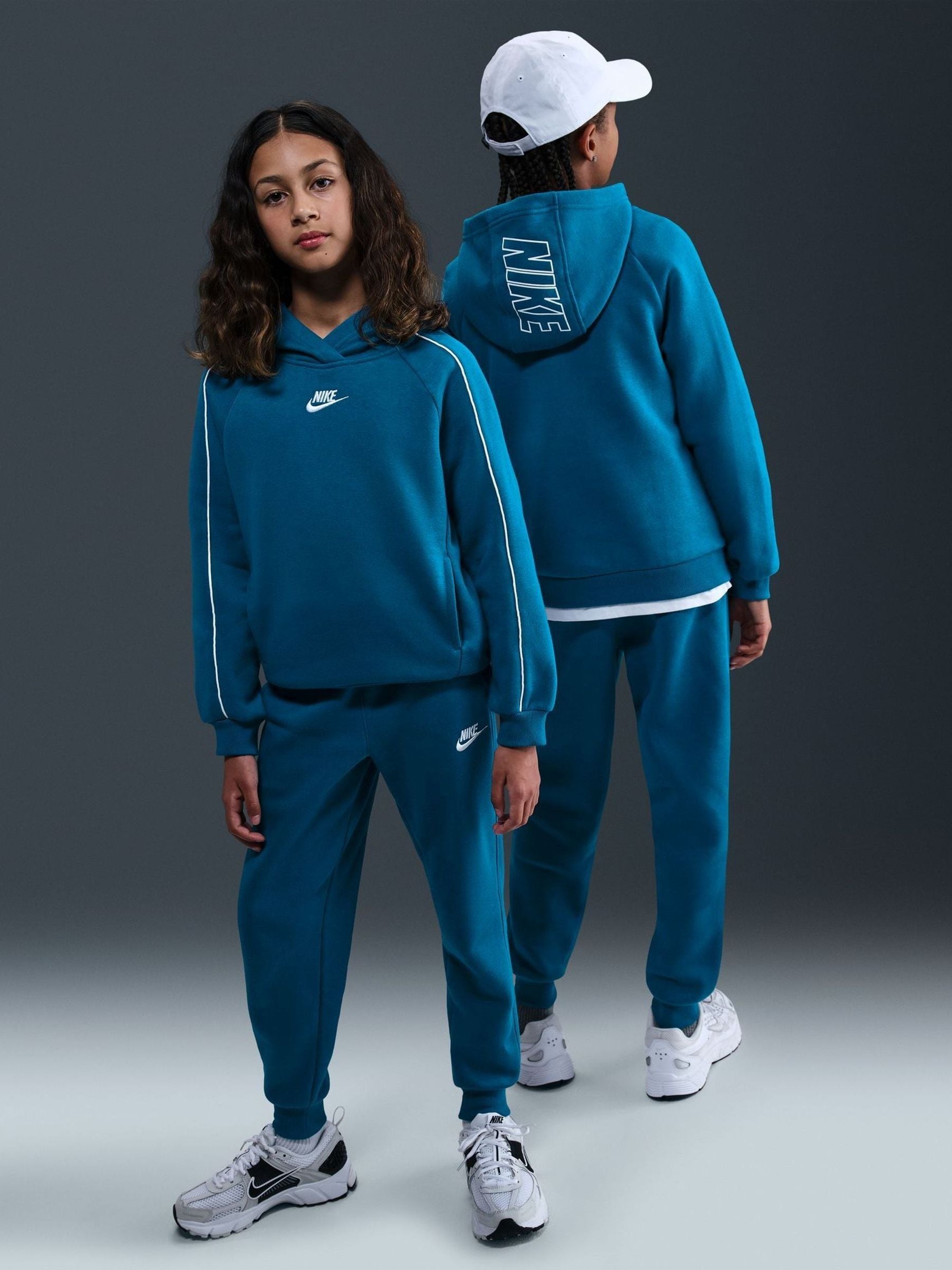 nike tracksuit fleece blue