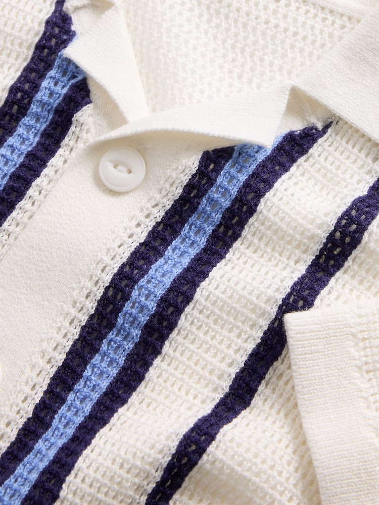Gap White Crochet Knit Shirt - Image 4 of 4