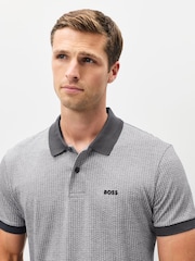 Cinza - Camisa polo BOSS com gola contrastante - Imagem 4 de 5