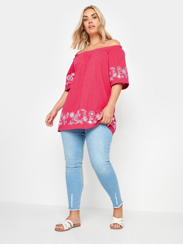Pink - Yours Curve Bardot-Top mit Stickereidetail aus 100 % Baumwolle - Bild 2 von 6 Pink - Yours Curve Bardot-Top mit Stickereidetail aus 100 % Baumwolle - Bild 2 von 6