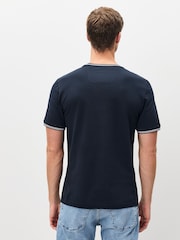 Azul marino - BOSS Taul Tipped Regular Fit Logo T-Shirt - Imagen 3 de 5