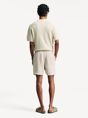 NN.07 Cream Relaxed Gregor Waistband Drawstring Linen Shorts - Image 4 of 8
