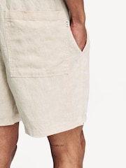 NN.07 Cream Relaxed Gregor Waistband Drawstring Linen Shorts - Image 5 of 8