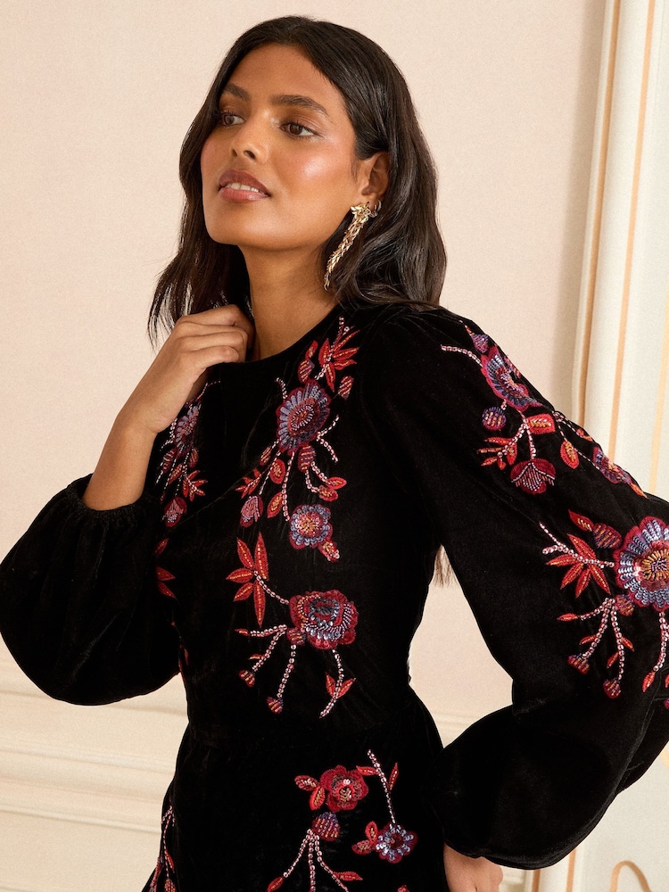 Love & Roses – Minikleid aus Samt mit Verzierung - Bild 2 von 4