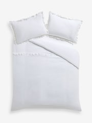 Laura Ashley Angie Ruffle Cotton Gauze Duvet Cover and Pillowcase Set - Larawan 5 ng 5