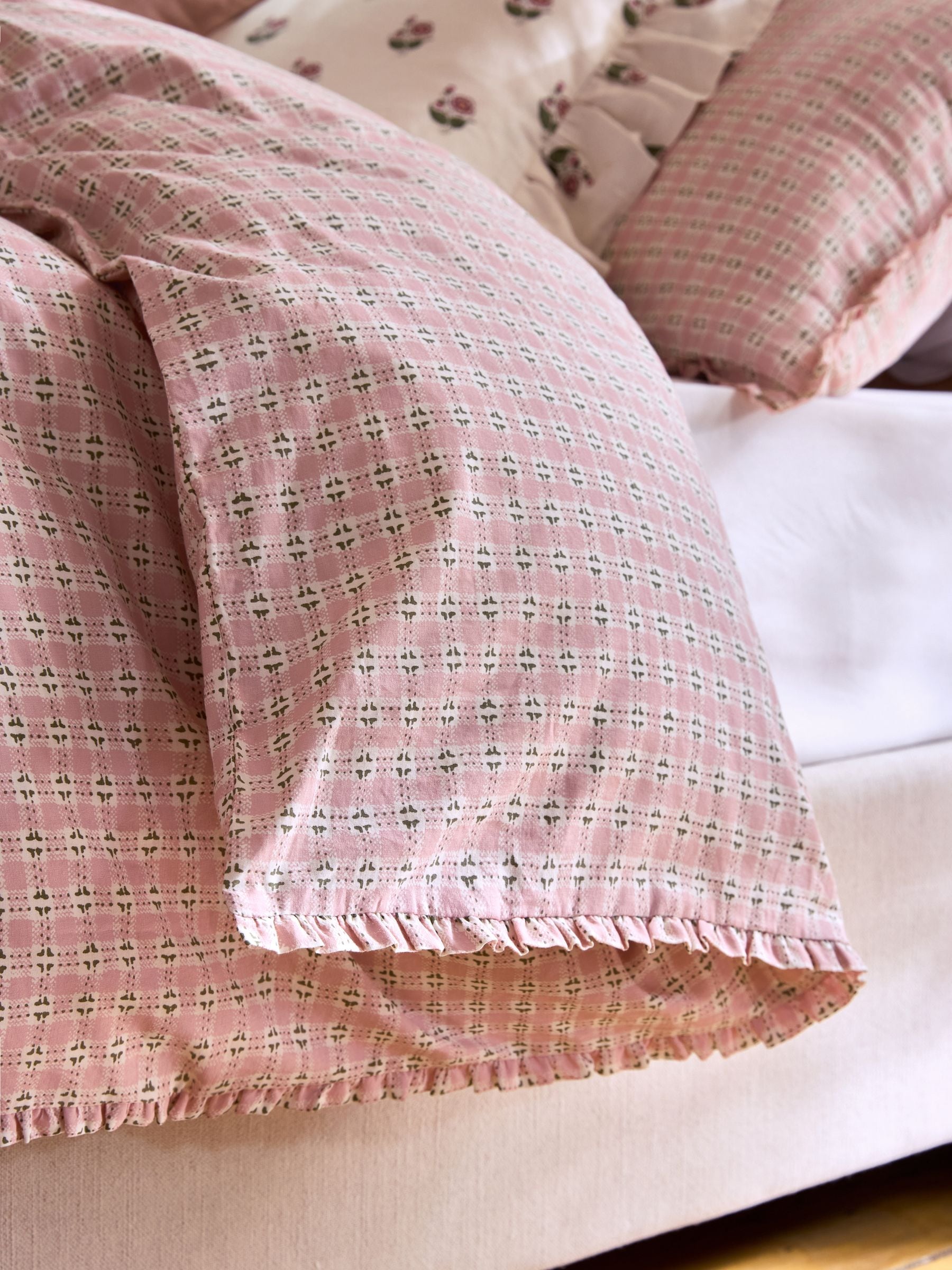ローラアシュレイ デュベカバー ダブル】ギリー柄 デュベカバー（ベッド・寝具） | LAURA ASHLEY HOME