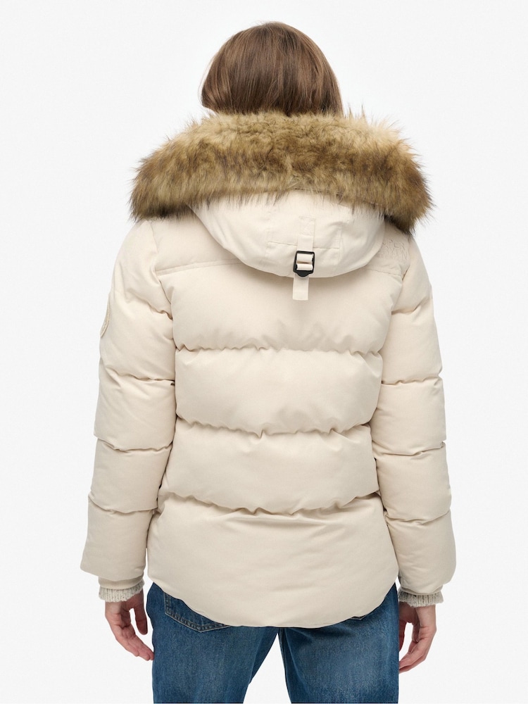 Superdry Pink Everest Five Baffle Puffer Jacket - Image 2 of 8 Superdry Pink Everest Five Baffle Puffer Jacket - Image 2 of 8
