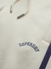 Cream - Superdry lahke hlače za prosti čas z ravnimi hlačnicami in logotipom Superdry Athletic Essentials - Slika 2 iz 2