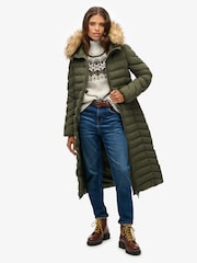 Grün - Superdry Fuji langer Mantel mit Kapuze aus Kunstpelz - Bild 4 von 7