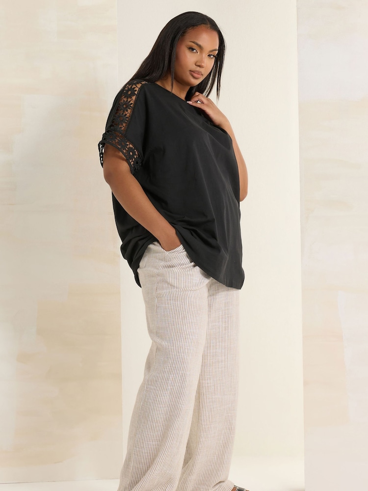 Negro - Yours Curve Boxy Crochet Insert 100% Cotton T-Shirt - Imagen 2 de 4 Negro - Yours Curve Boxy Crochet Insert 100% Cotton T-Shirt - Imagen 2 de 4