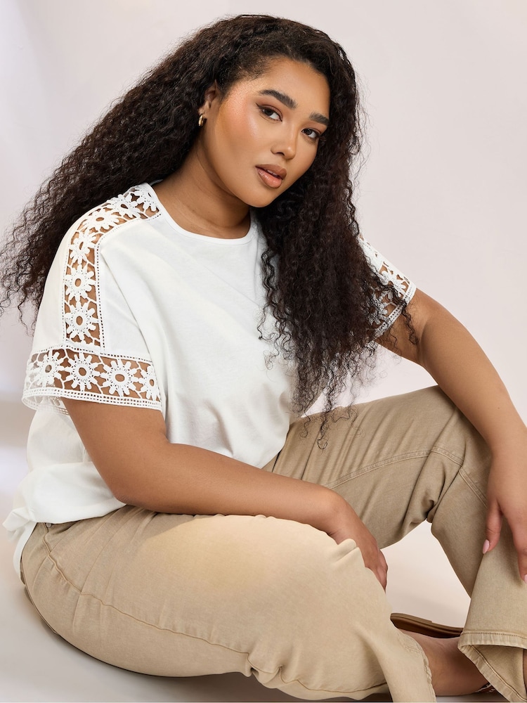 Blanco - Yours Curve Boxy Crochet Insert 100% Cotton T-Shirt - Imagen 1 de 4 Blanco - Yours Curve Boxy Crochet Insert 100% Cotton T-Shirt - Imagen 1 de 4