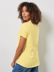 Amarillo claro - M&Co Short Sleeve 100% Cotton Henley Top - Imagen 3 de 5