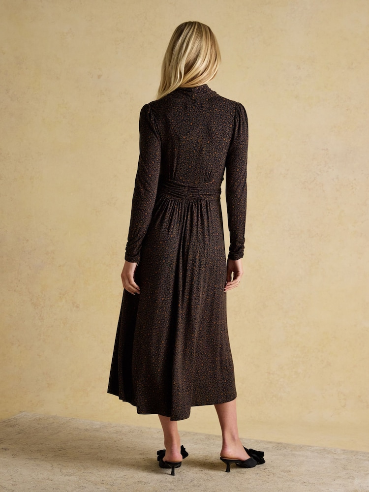 Joules Mina Brown Jersey Ruched Waist Long Sleeve V-Neck Midi Dress - Image 2 of 7