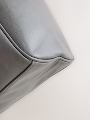 Grey Buckle Shoulder Bag - Image 9 of 9