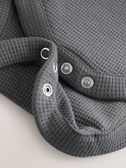 smALLSAINTS Textured Bodysuit and Trousers Baby Boys Set - Imagen 7 de 8