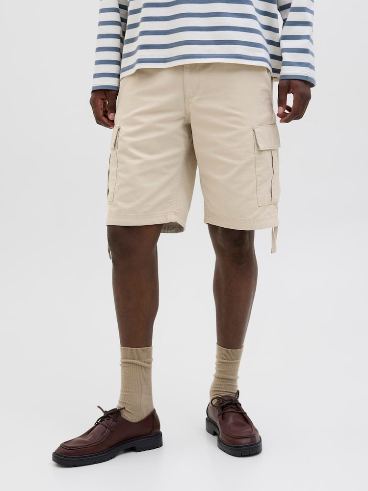 Crema - JACK & JONES Relaxed Fit 100% Cotton Cargo Shorts - Imagen 1 de 7