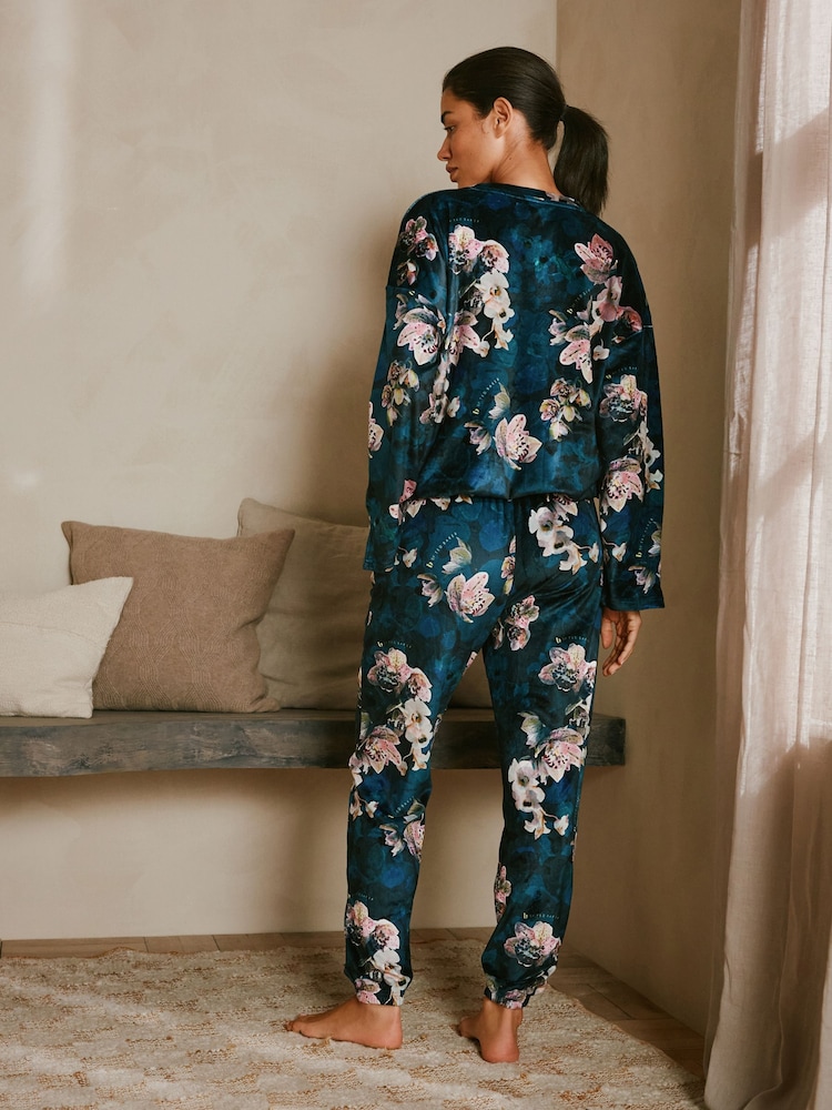 B by Ted Baker Cosy Twosie Pyjamas - Image 2 of 14 B by Ted Baker Cosy Twosie Pyjamas - Image 2 of 14