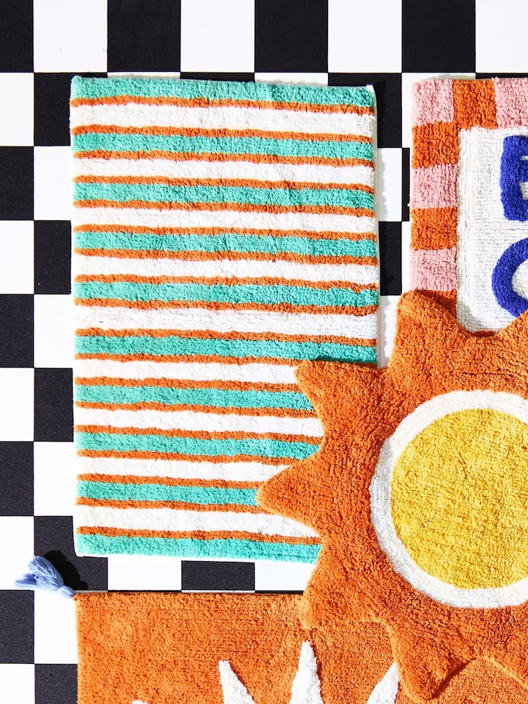Oliver Bonas Green Striped Bath Mat - Image 2 of 4 Oliver Bonas Green Striped Bath Mat - Image 2 of 4