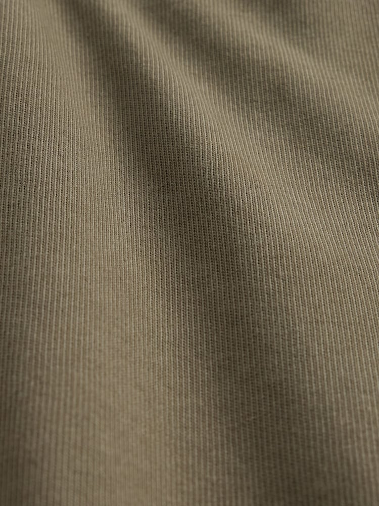 Gap Green Heavyweight Cropped T-Shirt - Image 5 of 5 Gap Green Heavyweight Cropped T-Shirt - Image 5 of 5