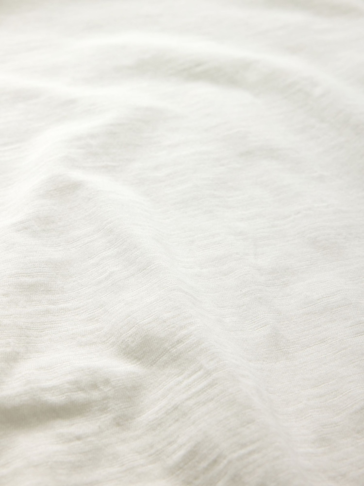 Gap White Slub Curved Hem Short Sleeve T-Shirt - Image 4 of 4