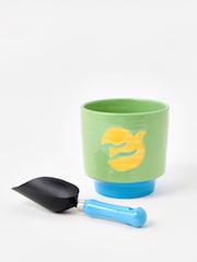 Oliver Bonas Green Bird Plant Pot And Trowel Gardening Gift Set - Image 4 of 6