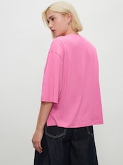 Rosa - Camiseta pesada de manga comprida com gola redonda - Imagem 3 de 7