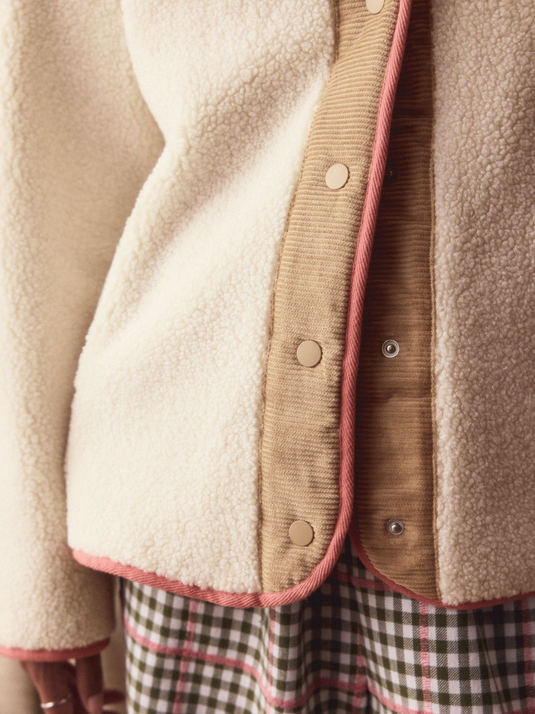 Next：日本 ニュートラル - ボアジャケット from Next Japan