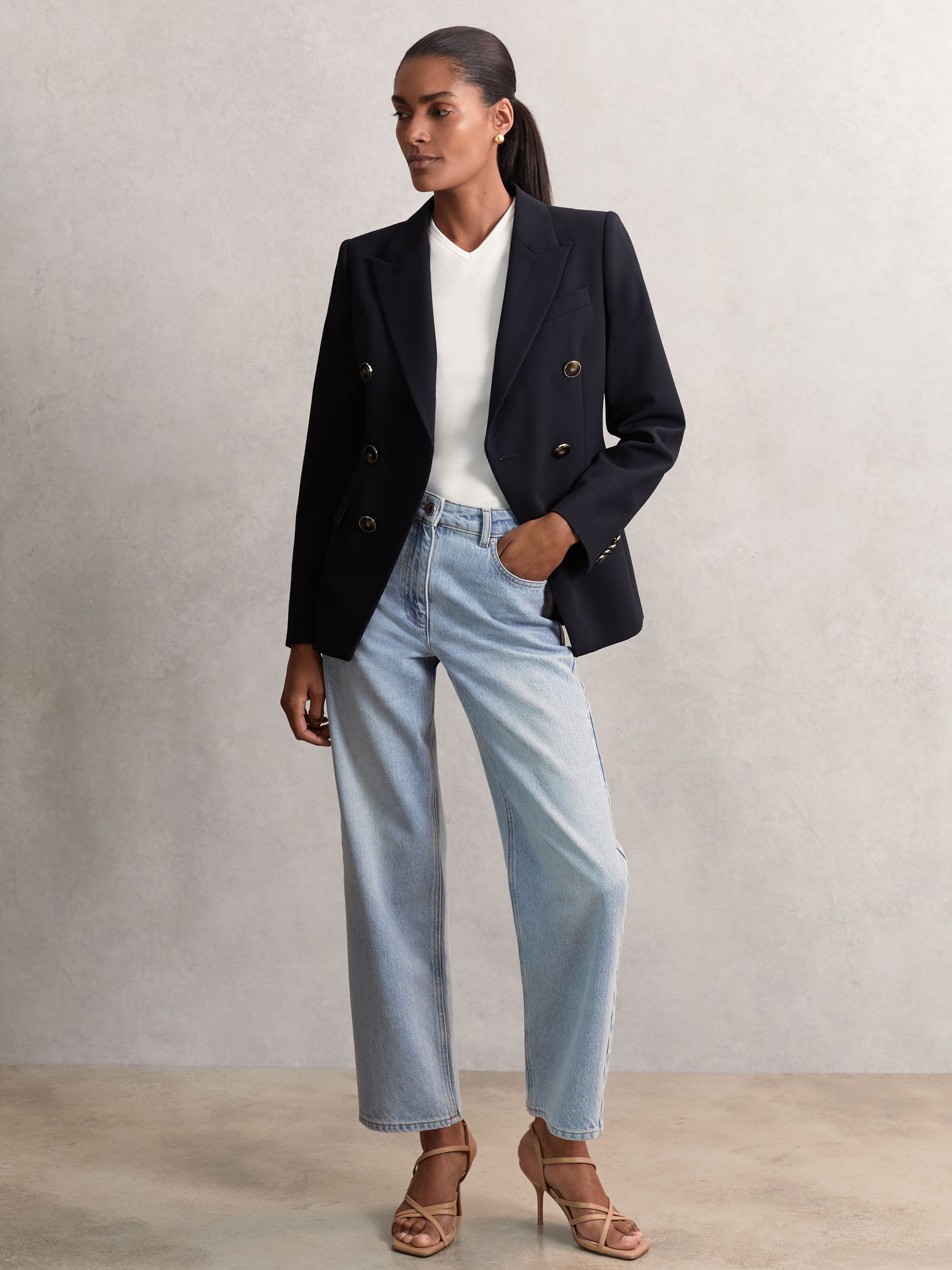 【海外限定】REISSブレザー☆Lia Wool Blend Double Breasted V Buy Reiss Navy Lia Wool-Blend Double-Breasted Blazer from