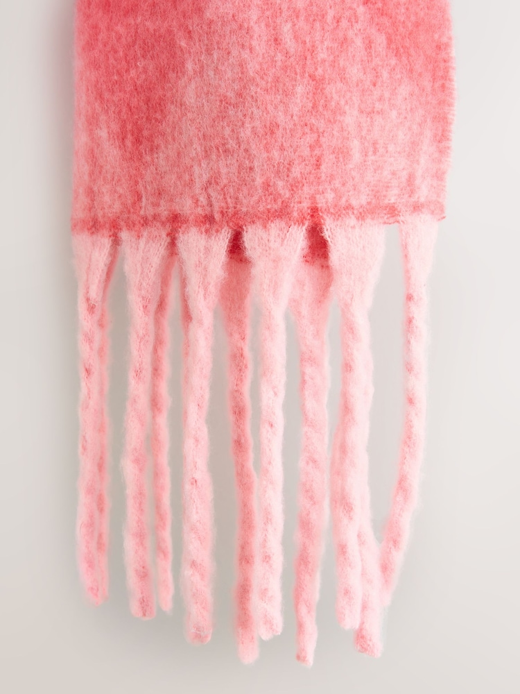 Red/Pink Argyle Heavyweight Brushed Blanket Scarf - Image 3 of 3