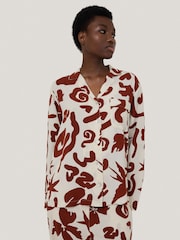 Jigsaw Red Abstract Kiss Full Length Pyjamas - Image 3 of 6