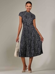 Jolie Moi Black Chrome Jersey Capped Sleeve Pleated Midi Dress - Image 5 of 6