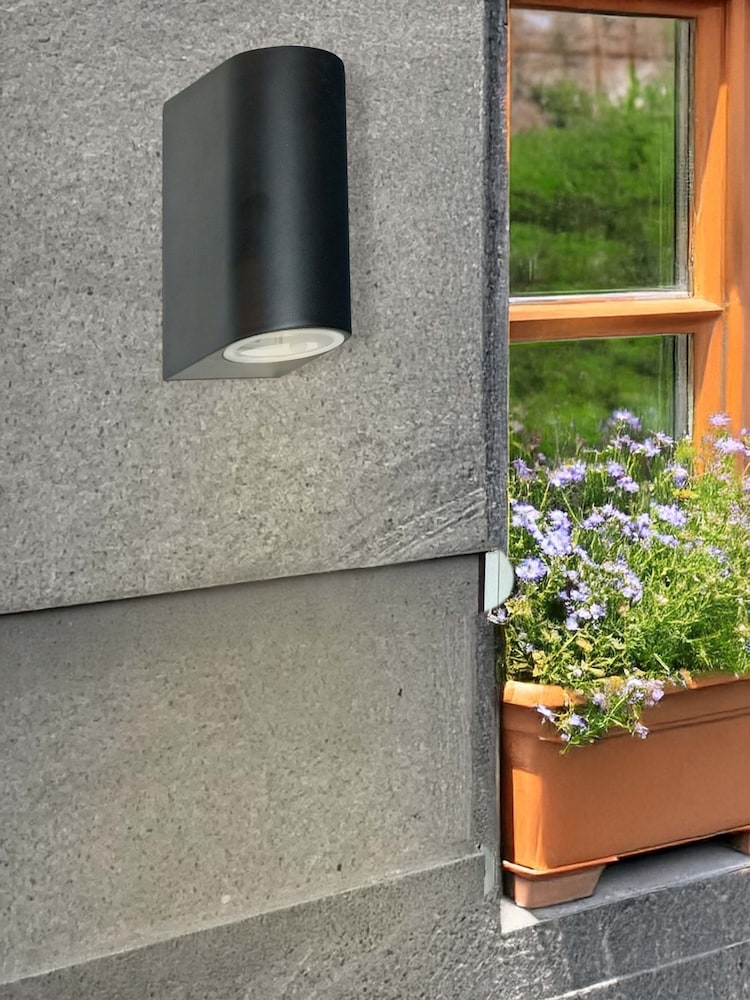 Searchlight Black Imola Large Outdoor Wall Light - Image 1 of 4