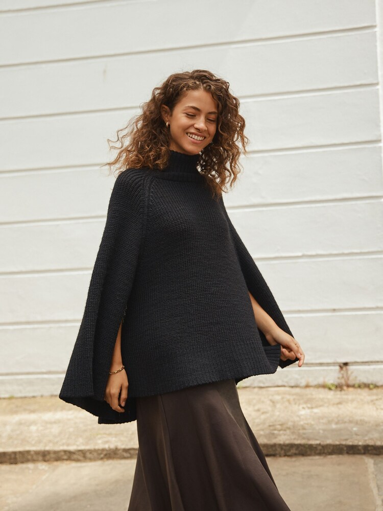 أسود - Roll Neck Ribbed Knitted Poncho - صورة 2 من 8