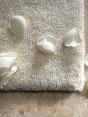 Hug Rug Cream Luxury Cotton Plain Bathmat Bathmat - Image 3 of 4
