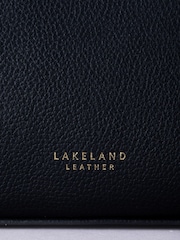 حقيبة تعلق حول الجسم Langdale من Lakeland Leather - صورة 7 من 7