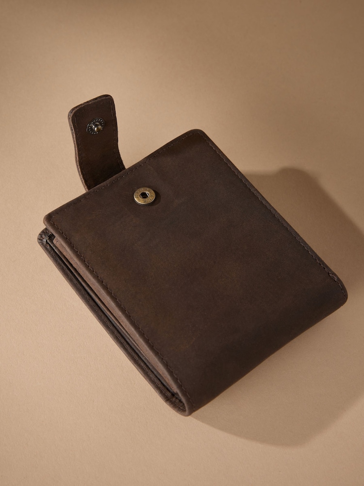 Chocolate Brown Signature Leather Extra Capacity Wallet - Image 4 of 4 Chocolate Brown Signature Leather Extra Capacity Wallet - Image 4 of 4