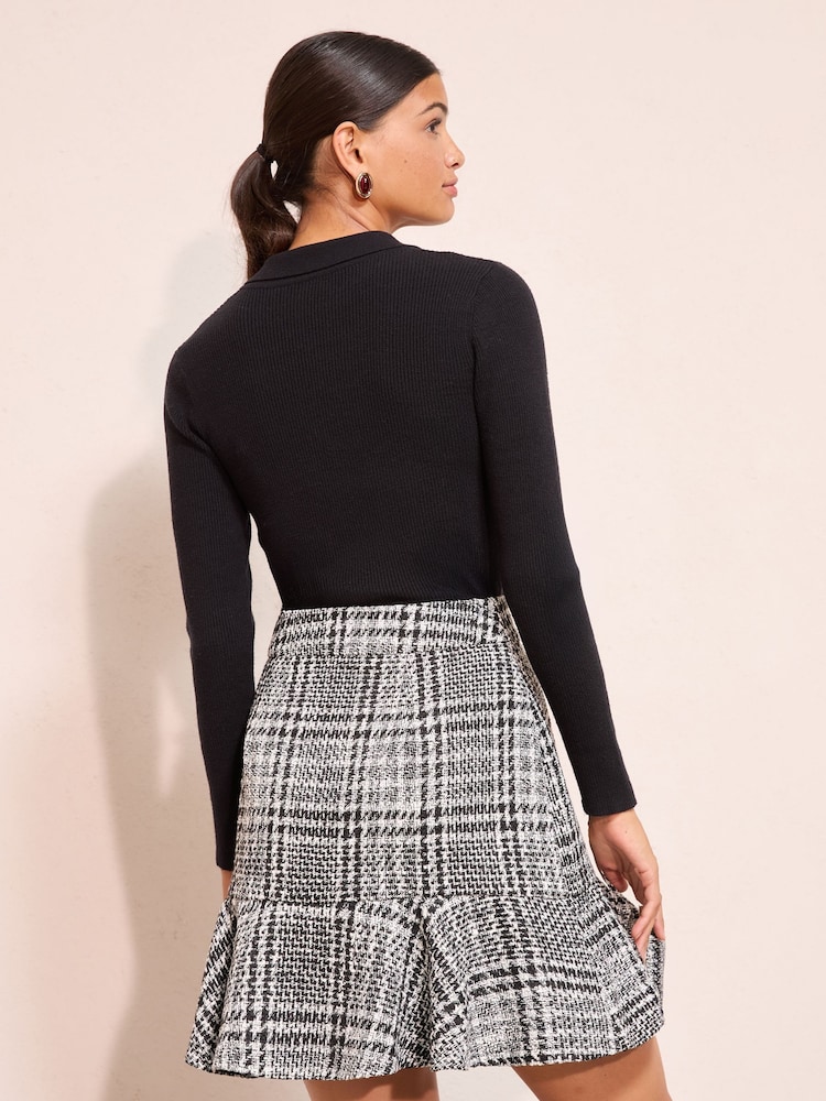 Friends Like These Black/White Boucle Flippy Mini Skirt - Image 4 of 4 Friends Like These Black/White Boucle Flippy Mini Skirt - Image 4 of 4