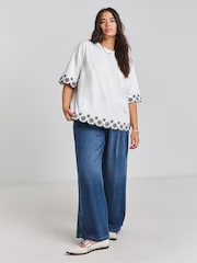 Simply Be Contrast Cut Work 100% Cotton T-Shirt - Imagen 1 de 4