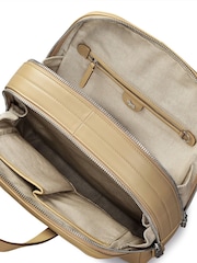 Radley Medium Dukes Place Zip Around Nude Backpack - Imagen 4 de 5