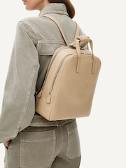Radley Medium Dukes Place Zip Around Nude Backpack - Imagen 5 de 5