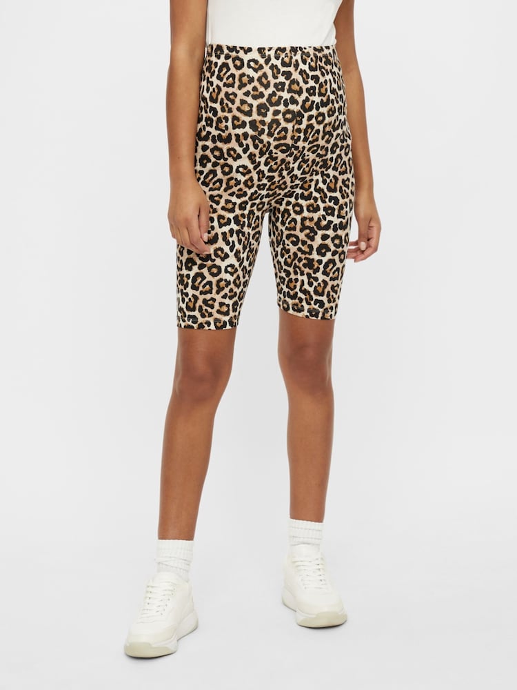 Mamalicious Black Printed And Plain Jersey Biker Shorts 2 Pack - Image 2 of 5