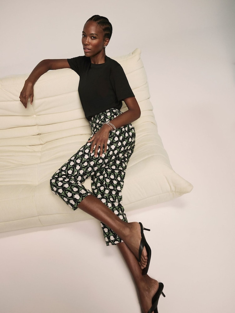 Mint Velvet Black Floral Print Capri Trousers - Image 2 of 8