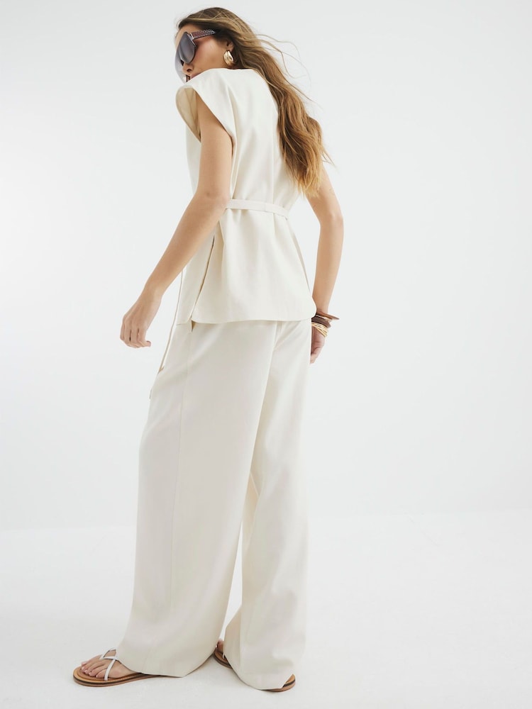 River Island Cream Wide Leg Linen Trousers - Image 2 of 4 River Island Cream Wide Leg Linen Trousers - Image 2 of 4