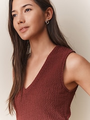 Red Sleeveless Textured V-Neck Top - Image 5 of 8