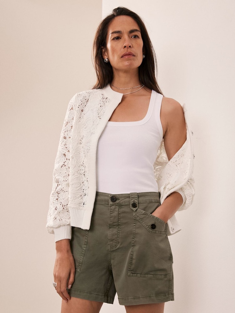 Mint Velvet Chinos Utility Shorts - Imagen 2 de 7