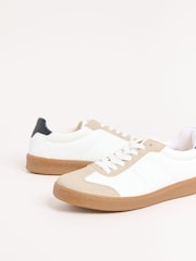 Белый - Friends Like These Lace Up Retro Gumsole Sports Trainers - Изображение 5 из 5