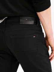 Tommy Hilfiger Black Core Harlem Tapered Leg Jeans - Image 4 of 6